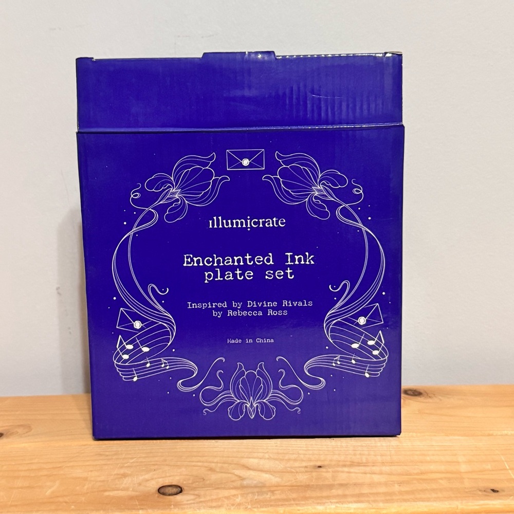 Illumicrate Enchanted Ink plate set